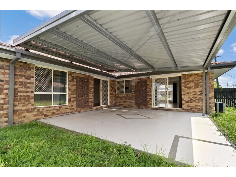 15 Barossa Crescent, Caboolture South QLD 4510