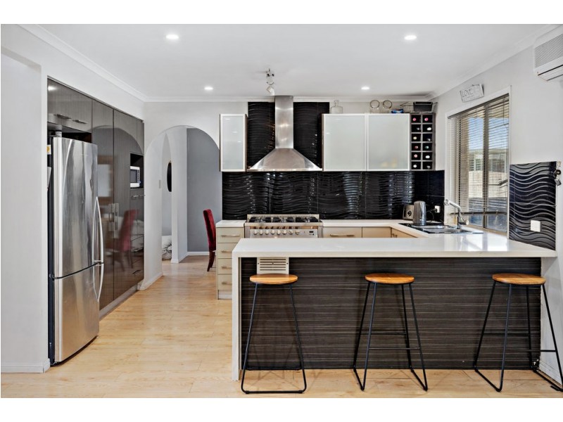 14 Flamingo Drive, Banksia Beach QLD 4507