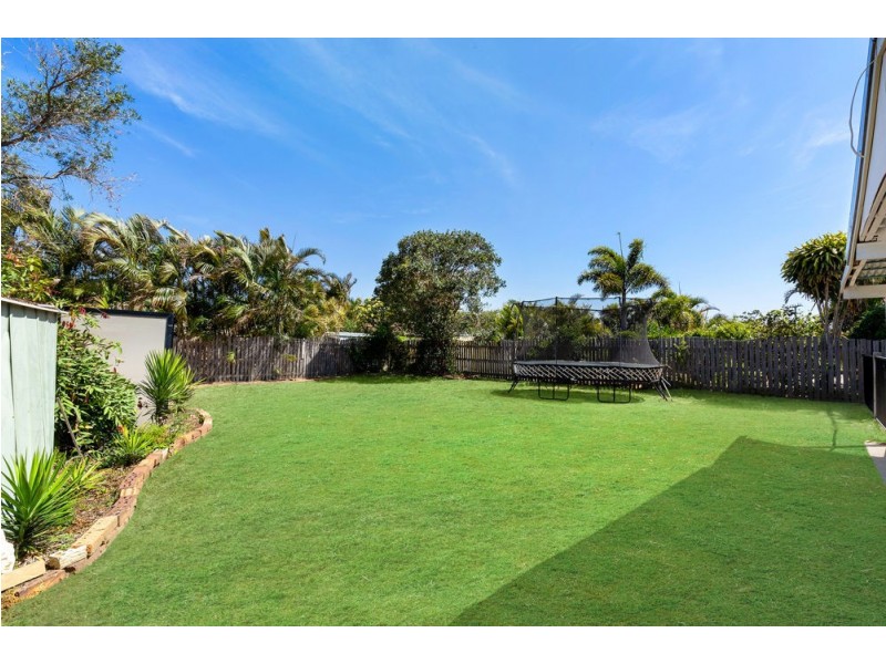 14 Flamingo Drive, Banksia Beach QLD 4507