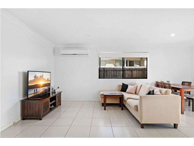6 Cronin Street, Morayfield QLD 4506