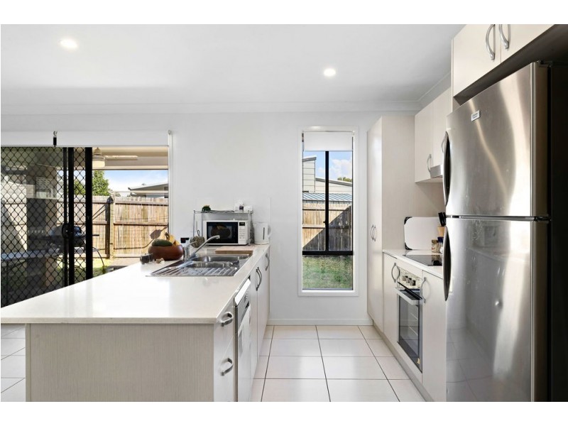 6 Cronin Street, Morayfield QLD 4506
