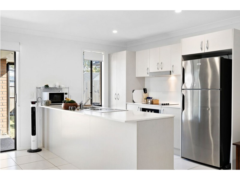 6 Cronin Street, Morayfield QLD 4506