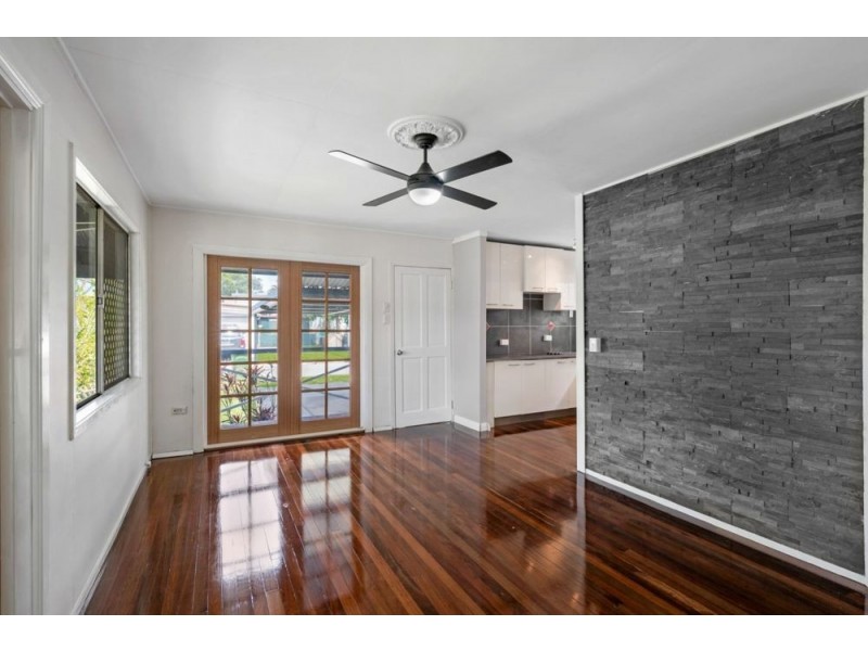 61 Windsor Place, Deception Bay QLD 4508