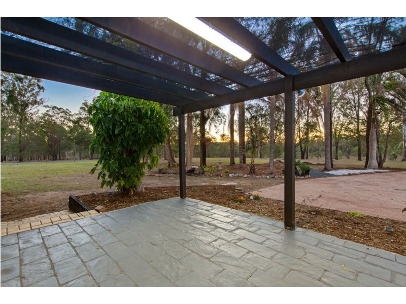 31 James Road, Pine Mountain QLD 4306