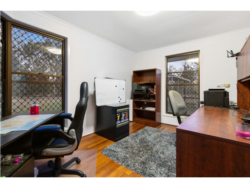 31 James Road, Pine Mountain QLD 4306