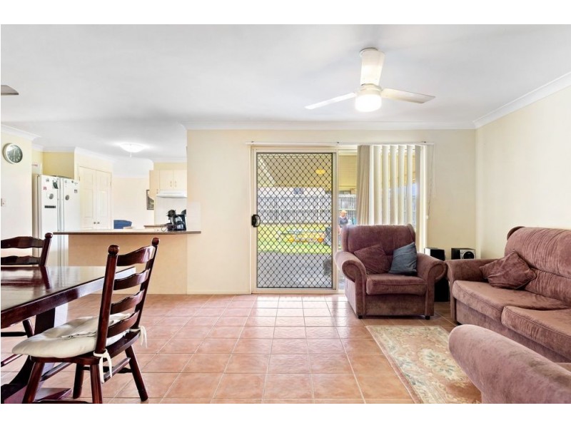 8 Baroon Place, Narangba QLD 4504