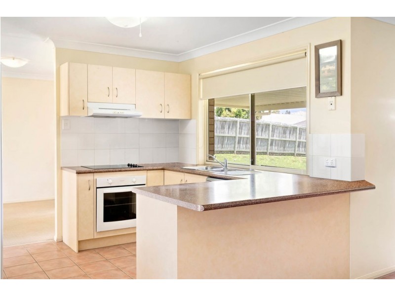 8 Baroon Place, Narangba QLD 4504