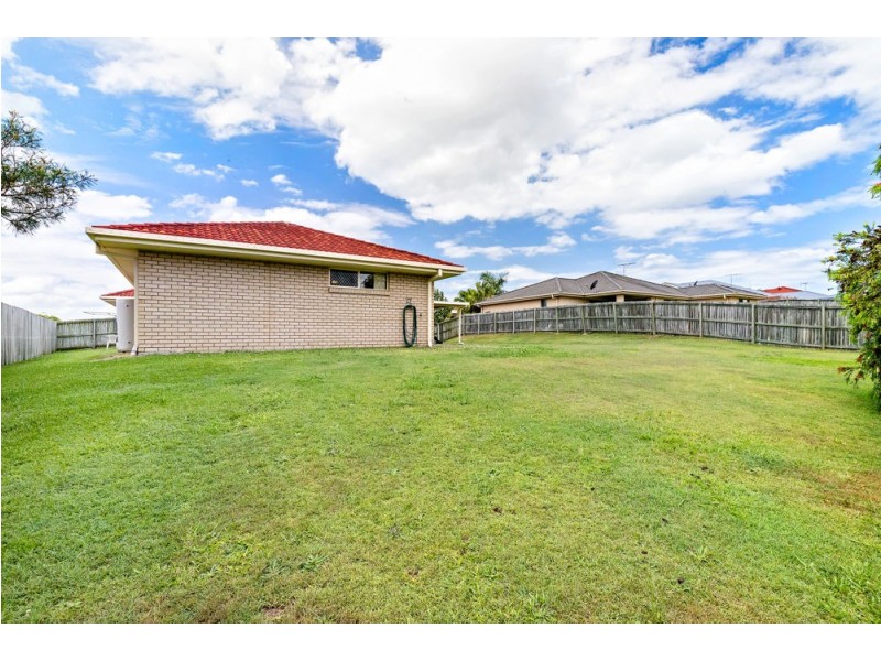 8 Baroon Place, Narangba QLD 4504