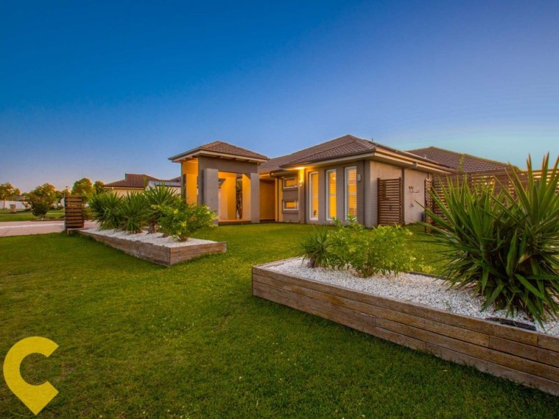 15 Geneva Crescent, Narangba QLD 4504