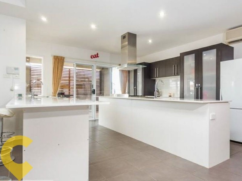 15 Geneva Crescent, Narangba QLD 4504