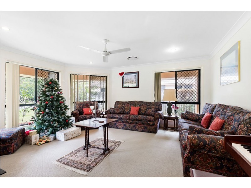 6 Barnowl Esplanade, Narangba QLD 4504