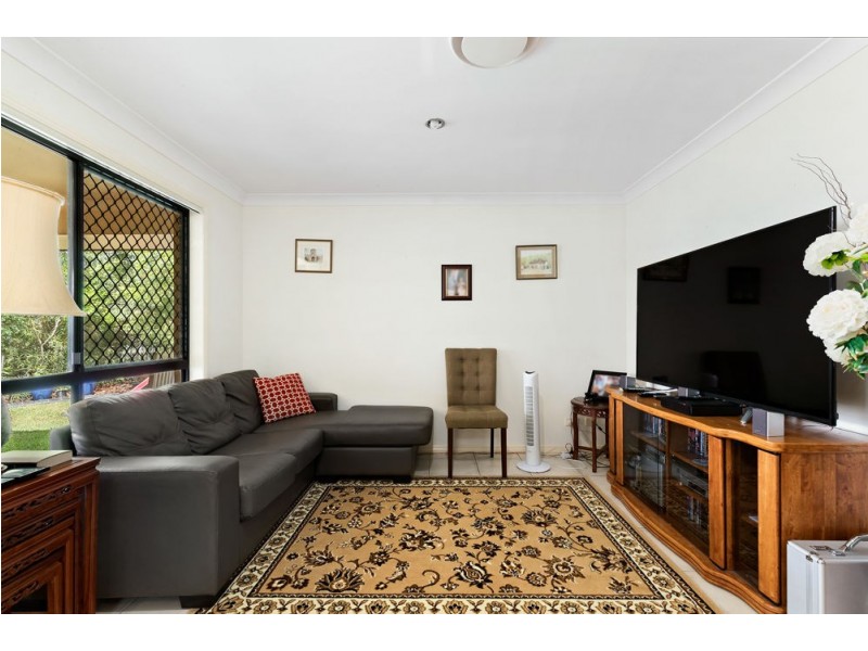 6 Barnowl Esplanade, Narangba QLD 4504