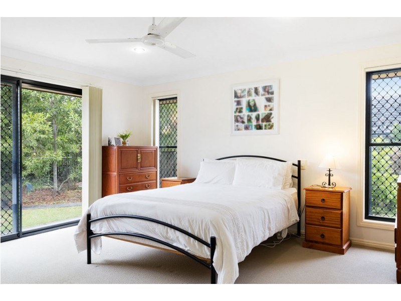 6 Barnowl Esplanade, Narangba QLD 4504