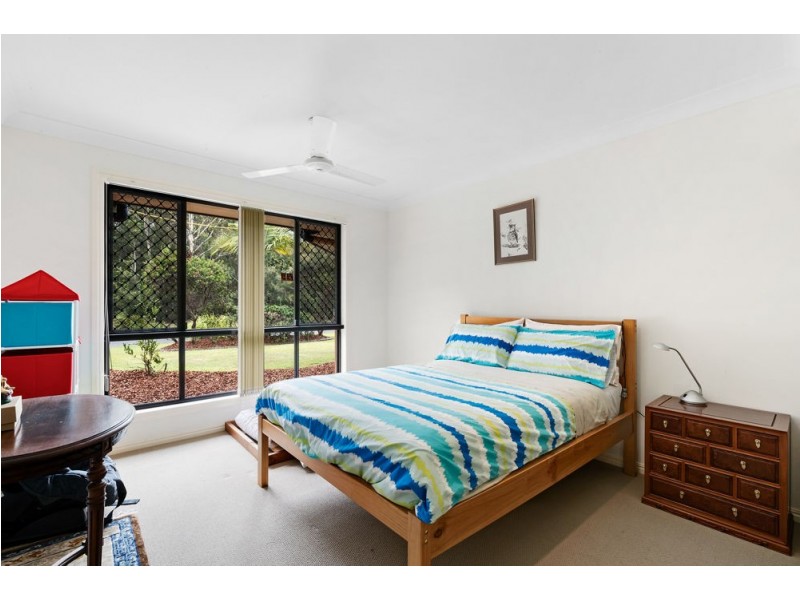 6 Barnowl Esplanade, Narangba QLD 4504