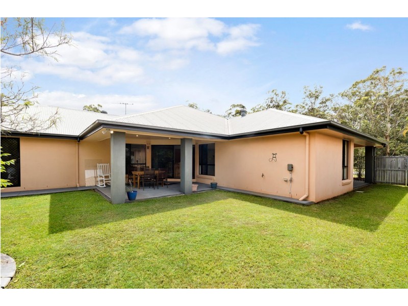6 Barnowl Esplanade, Narangba QLD 4504