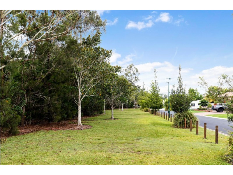 6 Barnowl Esplanade, Narangba QLD 4504