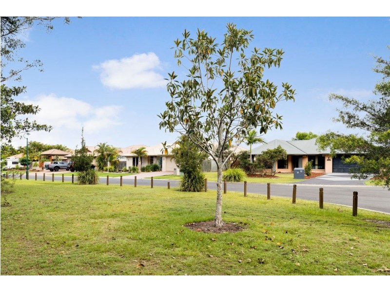 6 Barnowl Esplanade, Narangba QLD 4504