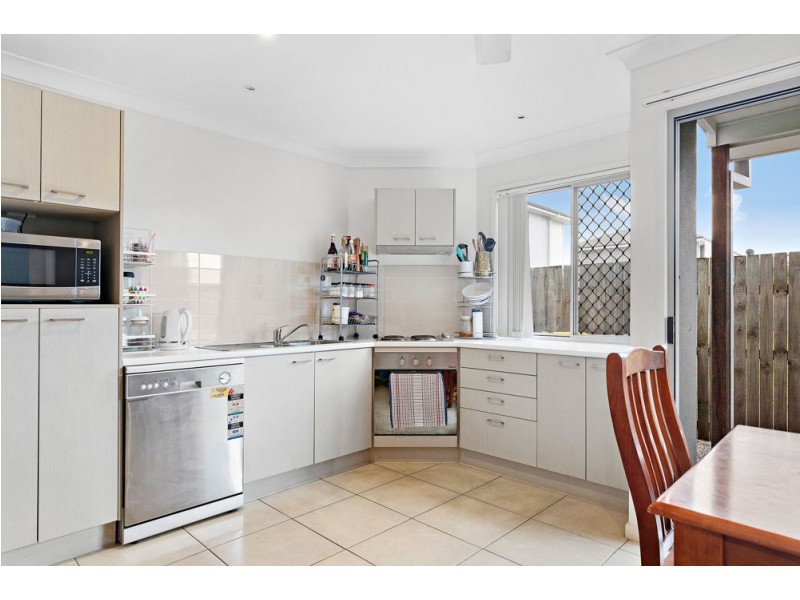 11/16 David Street, Burpengary QLD 4505