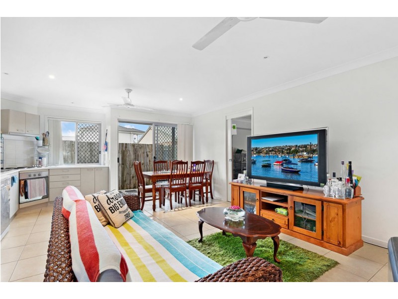 11/16 David Street, Burpengary QLD 4505