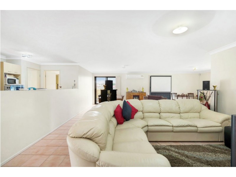 100 Moreton Downs Drive, Deception Bay QLD 4508
