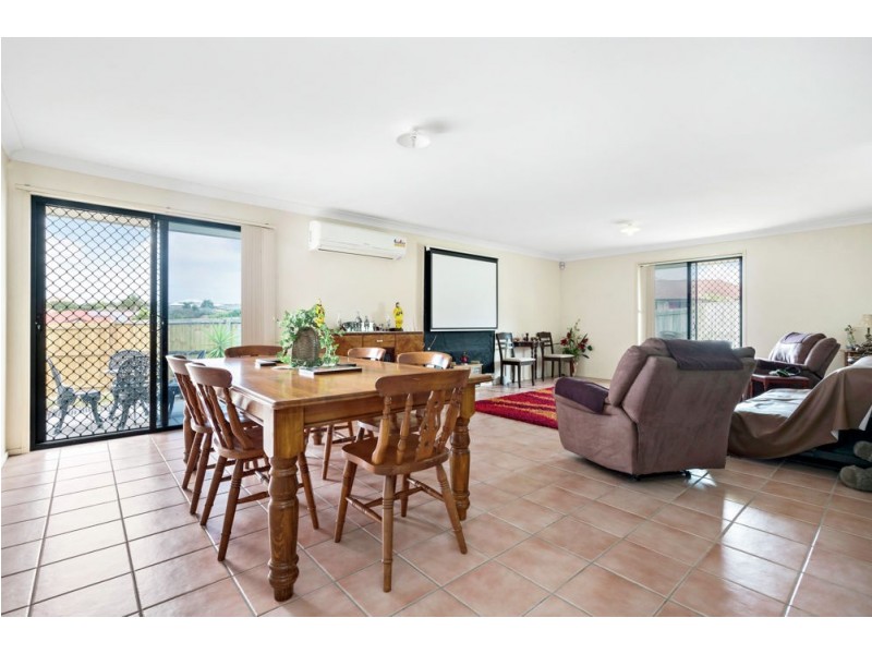 100 Moreton Downs Drive, Deception Bay QLD 4508