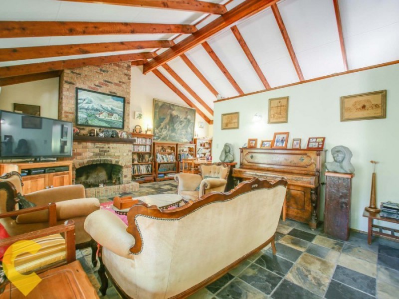 108 Wallace Road, Beachmere QLD 4510