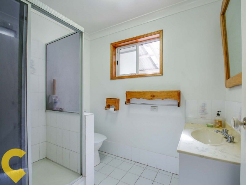 108 Wallace Road, Beachmere QLD 4510