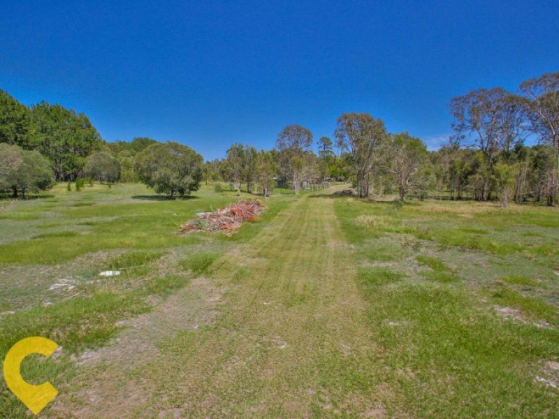 108 Wallace Road, Beachmere QLD 4510