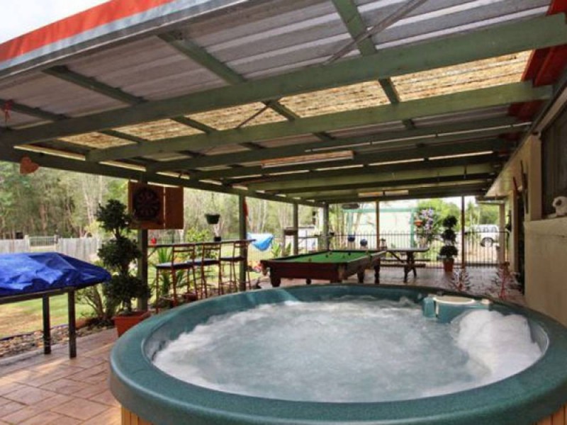 280 Peel Road, Beachmere QLD 4510