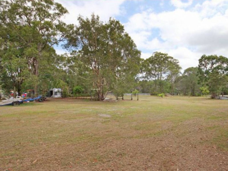 280 Peel Road, Beachmere QLD 4510