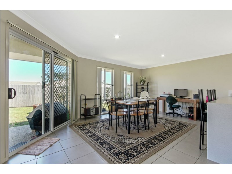 6 Feather Court, Morayfield QLD 4506