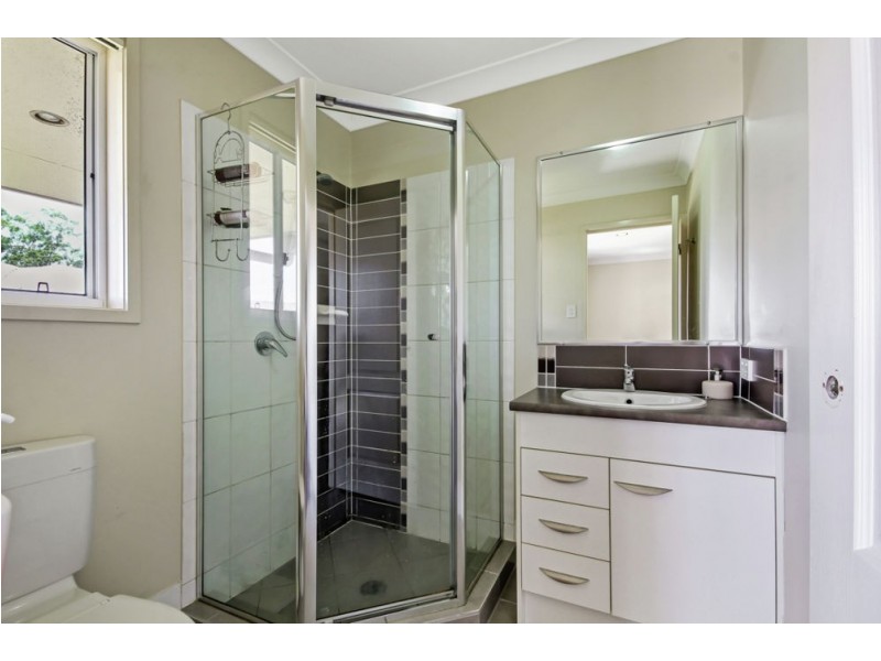 6 Feather Court, Morayfield QLD 4506