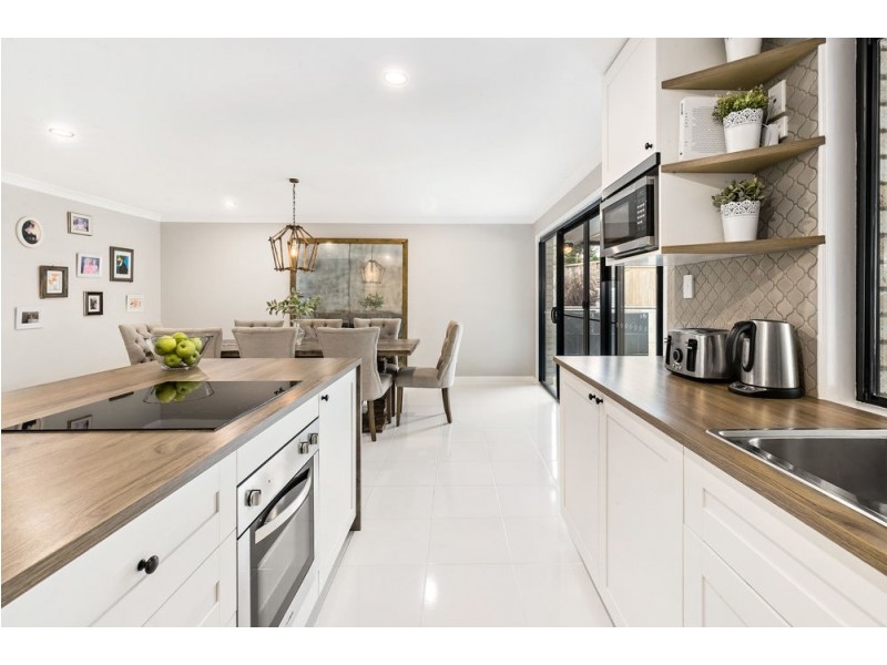 1 Koala Drive, Morayfield QLD 4506