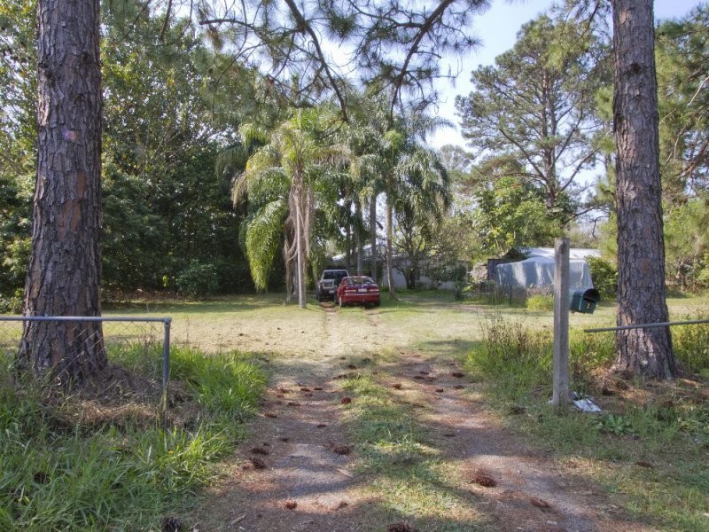 1 Emu Road, Elimbah QLD 4516