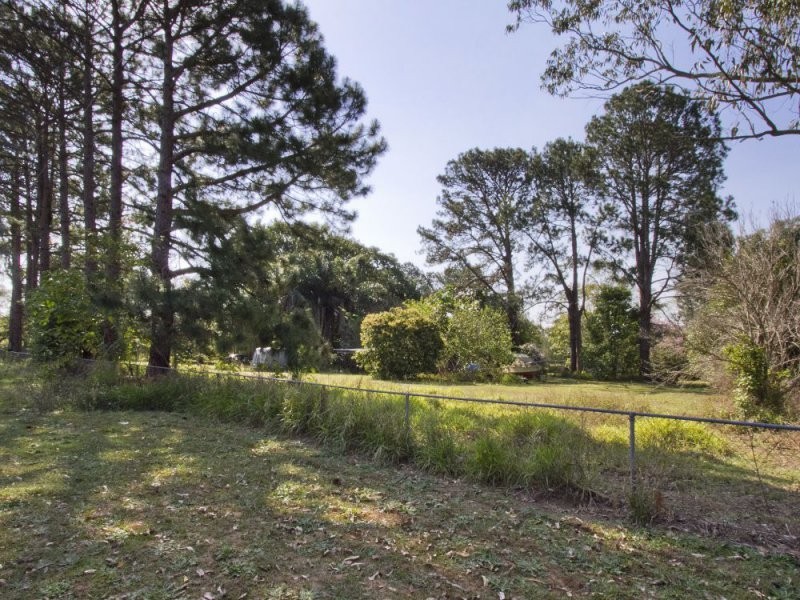 1 Emu Road, Elimbah QLD 4516