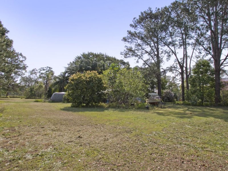 1 Emu Road, Elimbah QLD 4516