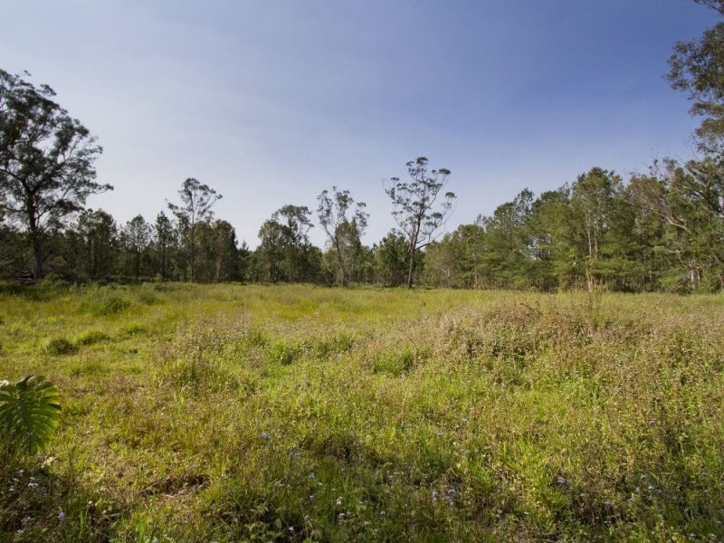 1 Emu Road, Elimbah QLD 4516