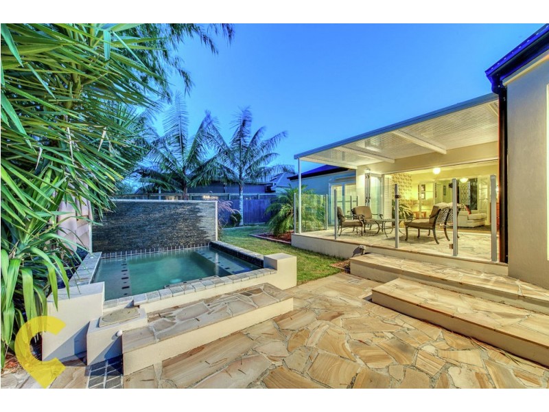 12 Woodswallow Place, Bellbowrie QLD 4070