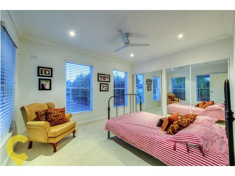 12 Woodswallow Place, Bellbowrie QLD 4070