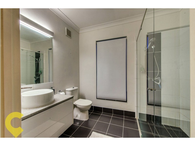 12 Woodswallow Place, Bellbowrie QLD 4070