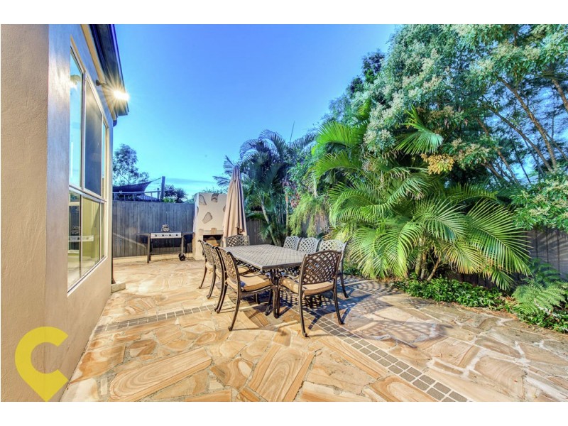 12 Woodswallow Place, Bellbowrie QLD 4070