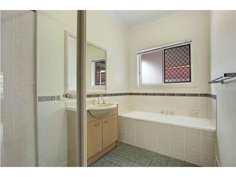 13 Simpson Way, Forest Lake QLD 4078