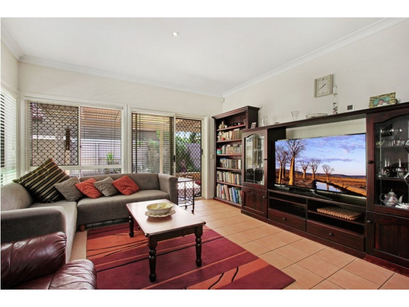 13 Simpson Way, Forest Lake QLD 4078