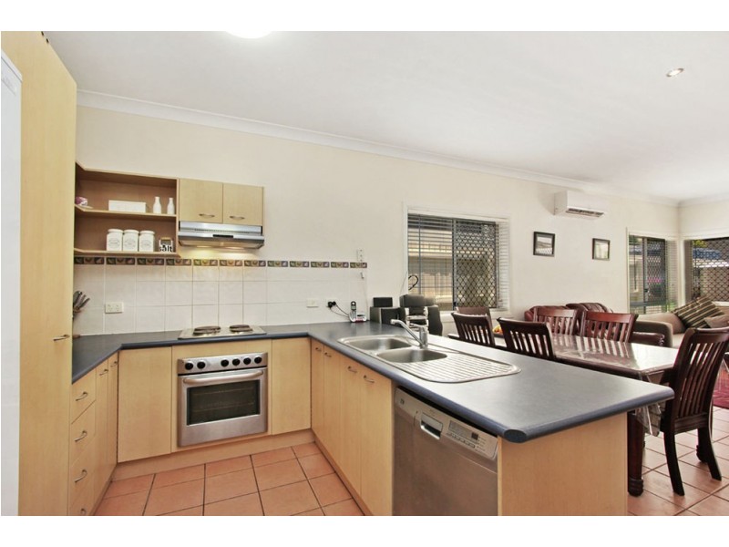 13 Simpson Way, Forest Lake QLD 4078