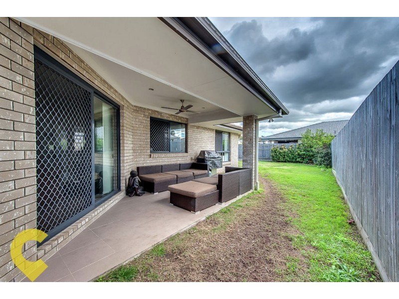 28 Fred Pham Crescent, Doolandella QLD 4077
