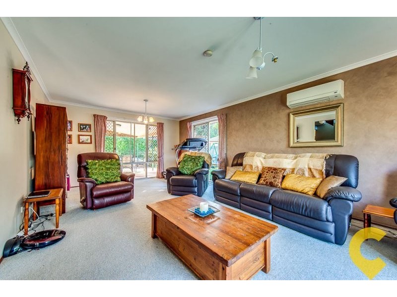 4 Minker Place, Forest Lake QLD 4078