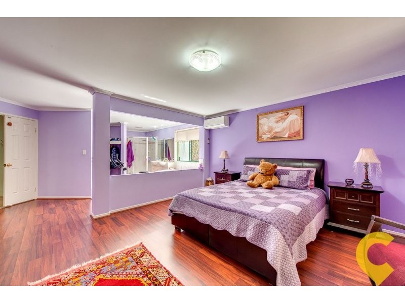 11 Chiswick Place, Forest Lake QLD 4078