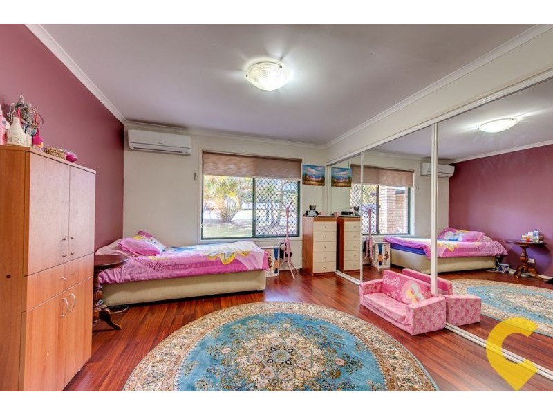 11 Chiswick Place, Forest Lake QLD 4078