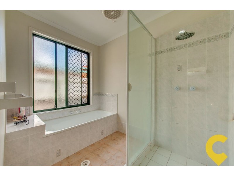 11 Chiswick Place, Forest Lake QLD 4078