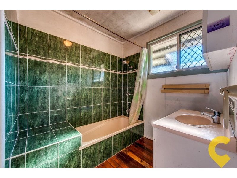 33 Hogan Street, Gailes QLD 4300